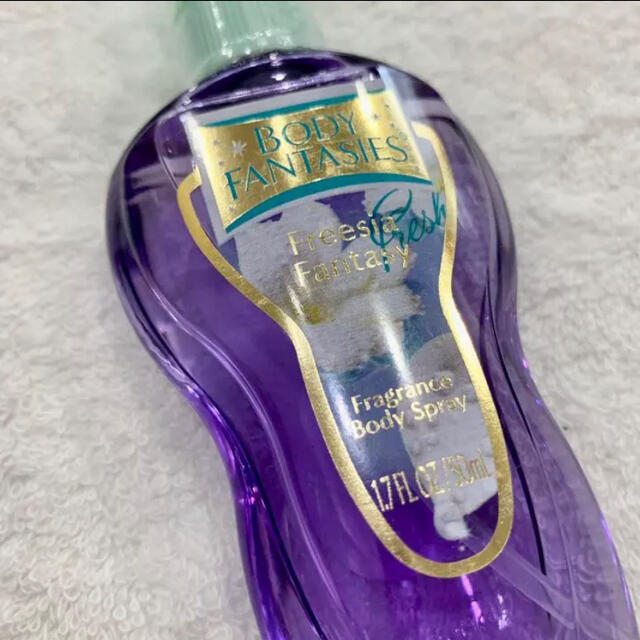 BODY FANTASIES(ボディファンタジー)の新品未使用♡ボディファンタジー フレッシュフリージア(50ml) コスメ/美容のボディケア(その他)の商品写真