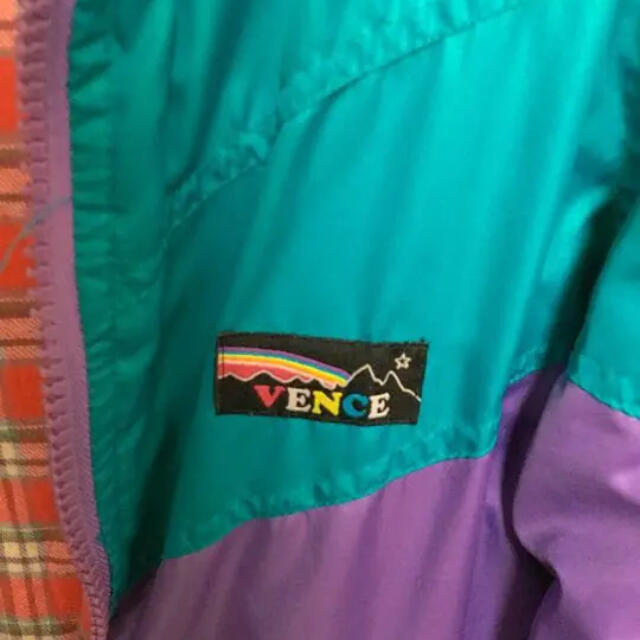 VENCE(ヴァンス)のVENCE ヴァンス ブルゾン ジャンパー リバーシブル 軽い 春秋冬 レディースのジャケット/アウター(ブルゾン)の商品写真