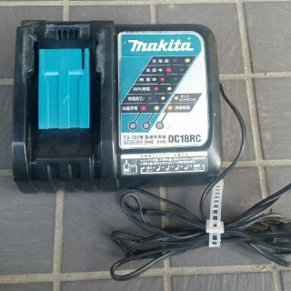 マキタ(Makita)のnikomaru24/5様専用　マキタ純正充電器(工具/メンテナンス)