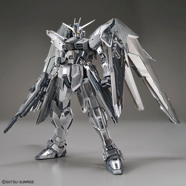 MG ガンダムベース限定 フリーダムガンダム2.0 [シルバーコーティング]