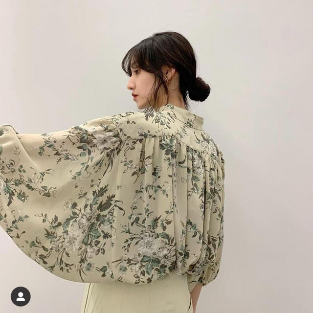 美品　CLANE OLD FLOWER BALLOON TOPS  クラネ