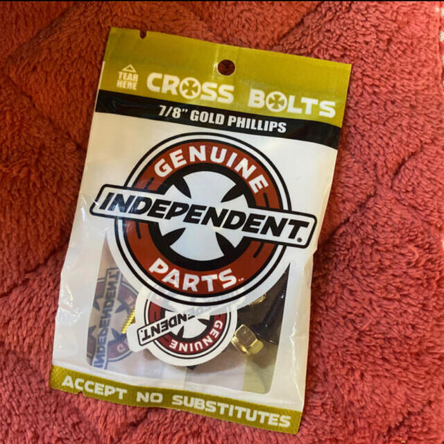 INDEPENDENT(インディペンデント)のINDEPENDENT インディ　カラービス　GOLD スケボー小物　新品　 スポーツ/アウトドアのスポーツ/アウトドア その他(スケートボード)の商品写真