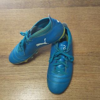 プーマ(PUMA)の中古品  サッカーシューズ 22センチ(シューズ)