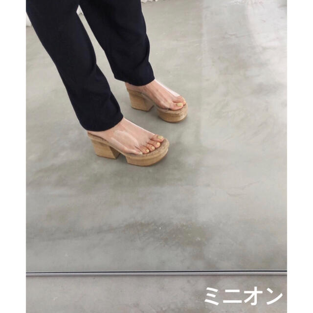 Ameri VINTAGE(アメリヴィンテージ)のAmeri vintageMEDI CLEAR GETA WOOD SANDAL レディースの靴/シューズ(サンダル)の商品写真