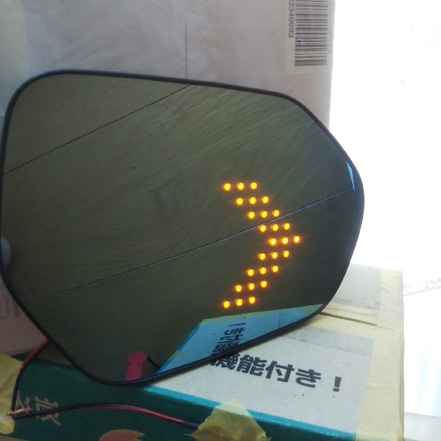 LEDウインカー付きドアミラーガラス カローラ (税込) カローラスポーツ ドアミラーBSM付き
