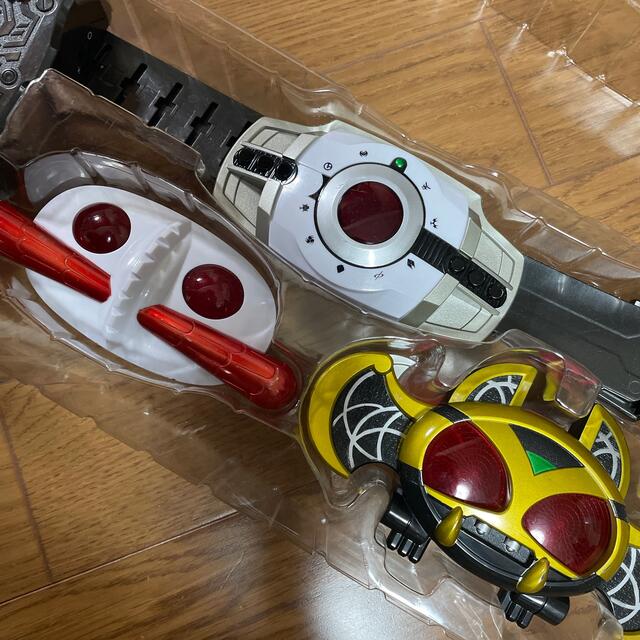 トリプルチェンジ変身ベルト　仮面ライダーディケイド,アマゾン，キバ