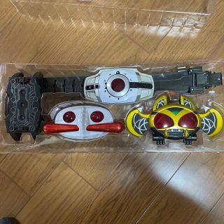 BANDAI - トリプルチェンジ変身ベルト 仮面ライダーディケイド ...