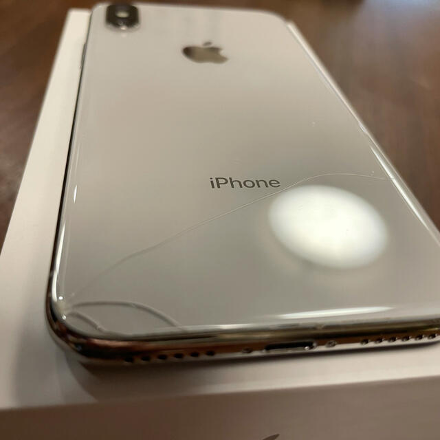 iPhone X Silver 64GB au 背面ヒビ有 MQAY2J/A - スマートフォン本体