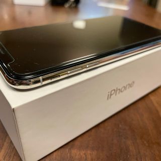 iPhone X Silver GB au 背面ヒビ有 MQAY2J/A スマートフォン本体