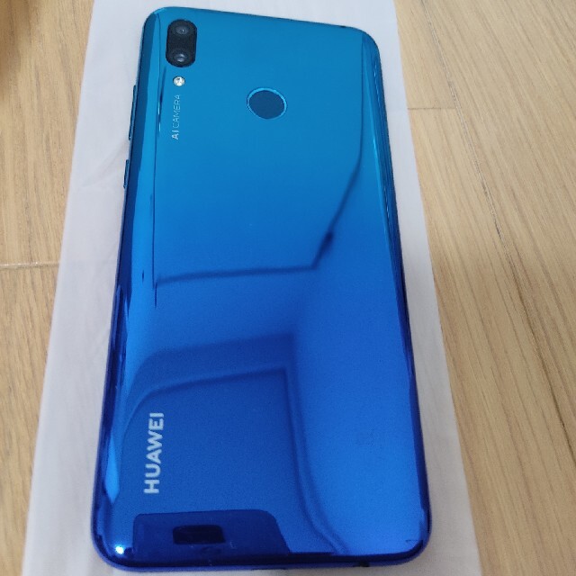 HUAWEI(ファーウェイ)のHUAWEI nova lite 3 オーロラブルー 32GB SIMフリー 本 スマホ/家電/カメラのスマートフォン/携帯電話(スマートフォン本体)の商品写真