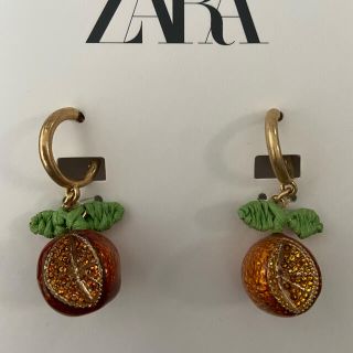 ザラ(ZARA)のZARA ザラ オレンジピアス 未使用品 定価2590円(ピアス)