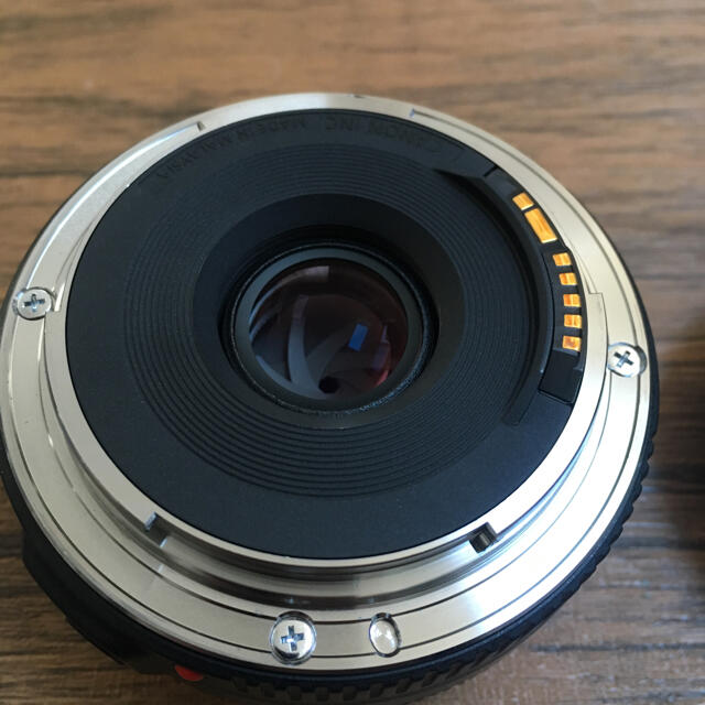 Canon(キヤノン)のCanon EF 40mm F2.8 STM  スマホ/家電/カメラのカメラ(レンズ(単焦点))の商品写真