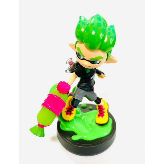 任天堂(ニンテンドウ)のネオングリーン ボーイ amiibo アミーボ スプラトゥーン 2 Switch エンタメ/ホビーのフィギュア(ゲームキャラクター)の商品写真