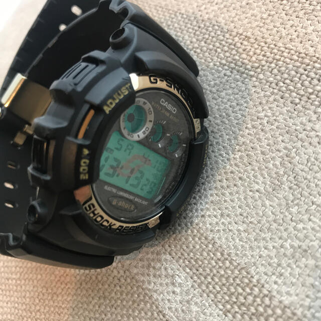 G-SHOCK(ジーショック)のG-SHOCK G-2700 G'MIX ブラック  メンズの時計(腕時計(デジタル))の商品写真