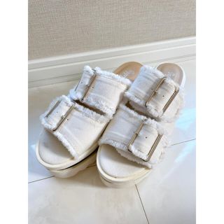 アナップ(ANAP)の【SALE】セッティミッシモ☺︎白サンダル(サンダル)