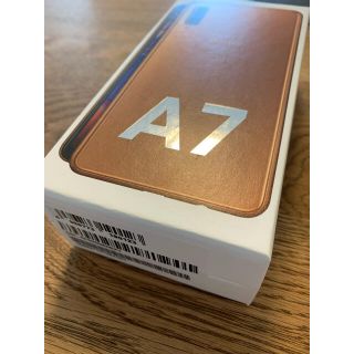 ギャラクシー(Galaxy)のSAMSUNG Galaxy A7 ゴールド SM-A750C（ほぼ未使用）(スマートフォン本体)