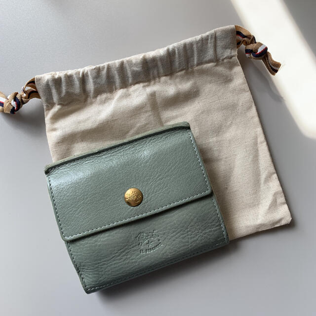 IL BISONTE(イルビゾンテ)の【希少】イルビゾンテ 二つ折り フラップ 財布 セージ グリーン レディースのファッション小物(財布)の商品写真