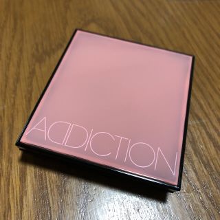 アディクション(ADDICTION)のアディクション リミテッドエディションコンパクト (ボトル・ケース・携帯小物)