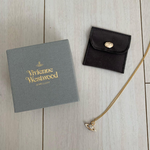 Vivienne Westwood(ヴィヴィアンウエストウッド)のネックレス レディースのアクセサリー(ネックレス)の商品写真