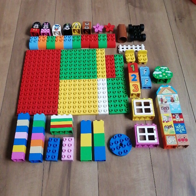 Lego(レゴ)の知育玩具　レゴ　デュプロ　プラスαのブロックセット キッズ/ベビー/マタニティのおもちゃ(知育玩具)の商品写真