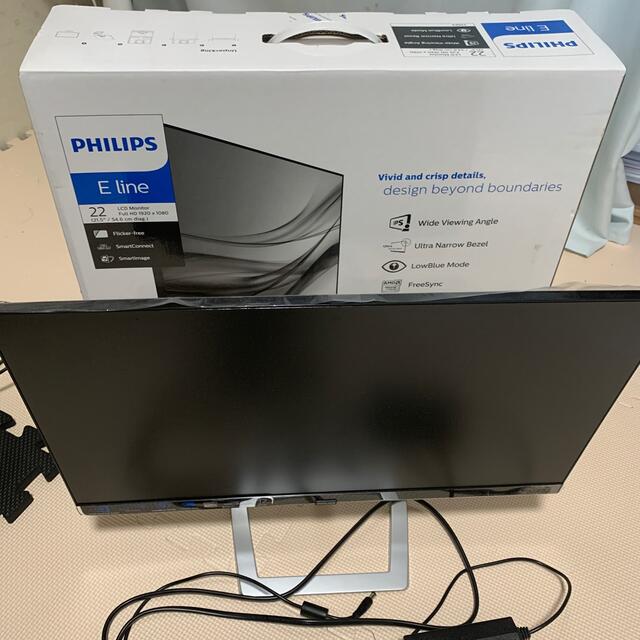 PHILIPS(フィリップス)のPC モニター　21.5 スマホ/家電/カメラのPC/タブレット(ディスプレイ)の商品写真