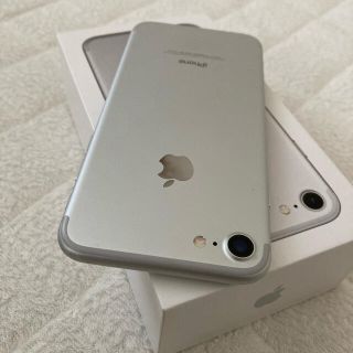 アイフォーン(iPhone)のiphone7(スマートフォン本体)