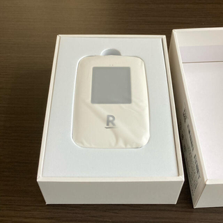 ラクテン(Rakuten)の【新品未使用】Rakuten WiFi Pocket ホワイト(その他)