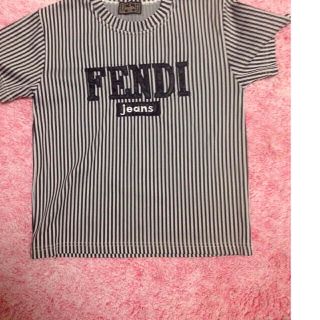 フェンディ(FENDI)のfendi Tシャツ(Tシャツ(半袖/袖なし))