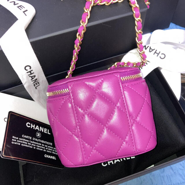 CHANEL(シャネル)の超美品☆CHANEL☆ヴァニティ☆ショルダー☆ウエスト☆2way☆ レディースのバッグ(ショルダーバッグ)の商品写真