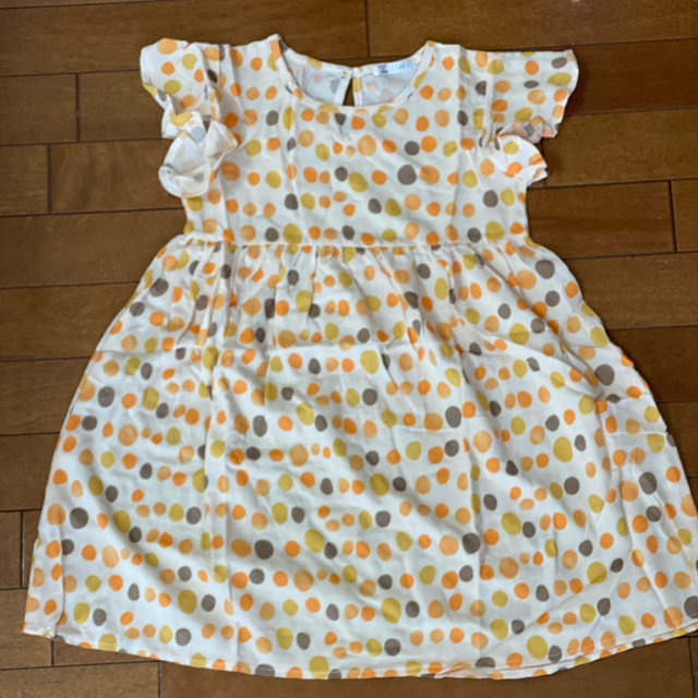 ♡新品♡ 120 ドット柄ワンピース キッズ/ベビー/マタニティのキッズ服女の子用(90cm~)(ワンピース)の商品写真