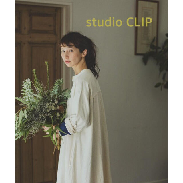 STUDIO CLIP(スタディオクリップ)のstudio CLIP  《kazumiさんコラボ》 裾揺れロングワンピース レディースのワンピース(ロングワンピース/マキシワンピース)の商品写真