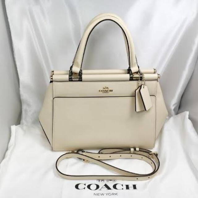 COACH(コーチ)のコーチ グレースバック レディースのバッグ(ショルダーバッグ)の商品写真