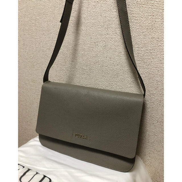 レディース(お値下げ)FURLA フルラ　ショルダー♡美品