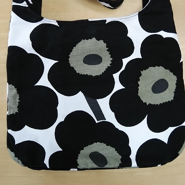 marimekko(マリメッコ)のマリメッコ ショルダーバッグ レディースのバッグ(ショルダーバッグ)の商品写真