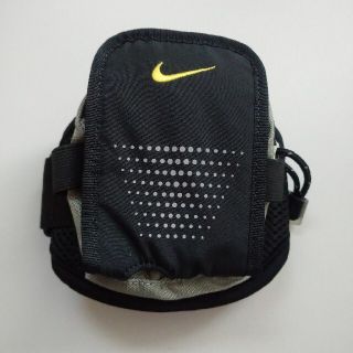 ナイキ(NIKE)のNIKE アームポーチ(その他)