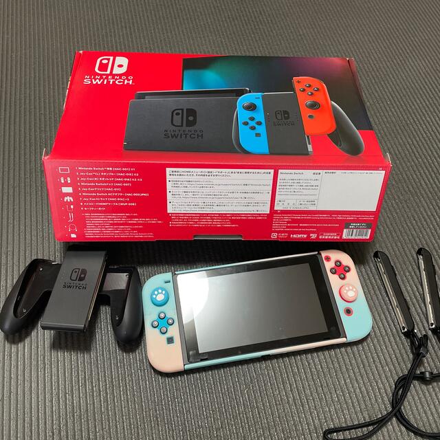 Nintendo Switch(ニンテンドースイッチ)のNintendo Switch JOY-CON(L) ネオンブルー/(R) ネオ エンタメ/ホビーのゲームソフト/ゲーム機本体(家庭用ゲーム機本体)の商品写真