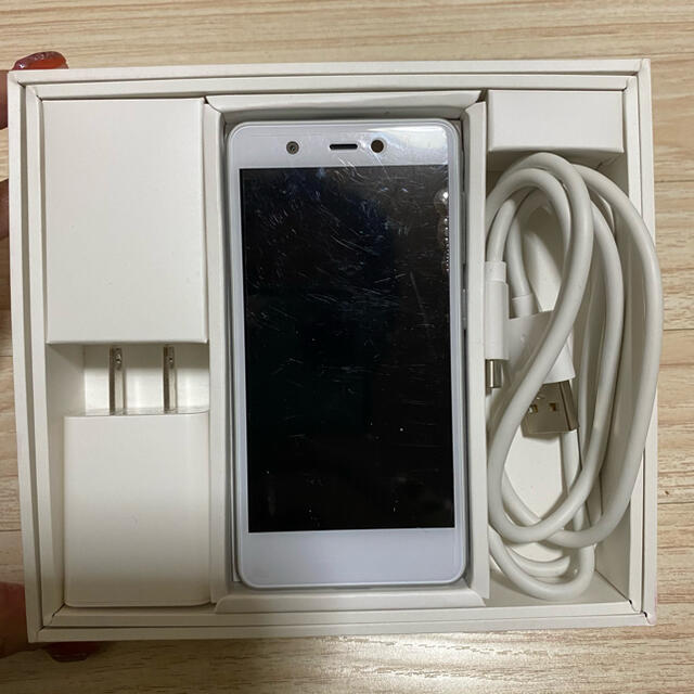 楽天 モバイル ミニ 端末 スマホ/家電/カメラのスマートフォン/携帯電話(スマートフォン本体)の商品写真