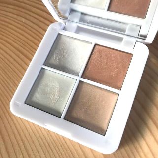 コスメキッチン(Cosme Kitchen)の最終価格　rms beauty ルミナイザークワッド(フェイスカラー)