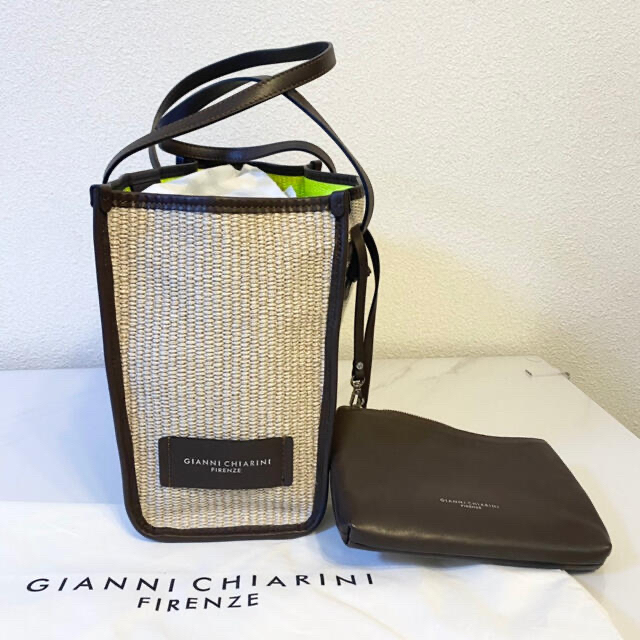 Spick & Span(スピックアンドスパン)のGIANNI CHIARINI ネオンストロートートバッグ レディースのバッグ(ショルダーバッグ)の商品写真