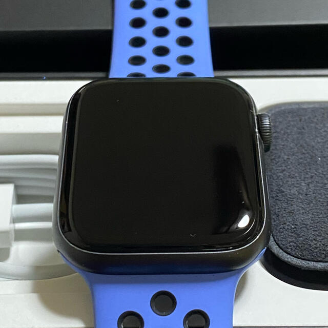 Apple Nike 44mm GPSの通販 by よっけん9285's shop｜アップルウォッチならラクマ Watch - Apple Watch シリーズ5 日本製