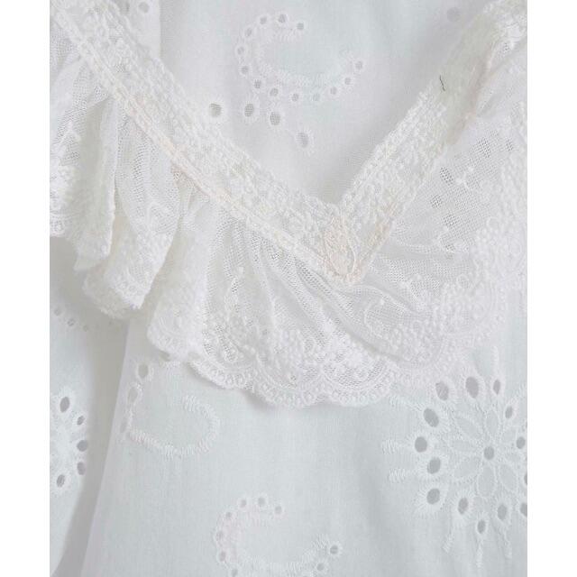 ZARA(ザラ)の🌼春新作💐3998◆white ホワイト レース フリル 襟 シャツ ブラウス レディースのトップス(シャツ/ブラウス(半袖/袖なし))の商品写真