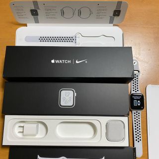 アップルウォッチ(Apple Watch)のApple Watch シリーズ4、Nike 44mm GPS(腕時計(デジタル))