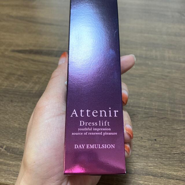 Attenir(アテニア)のアテニア　Attenir  デイエマルジョン　日中用乳液 コスメ/美容のスキンケア/基礎化粧品(乳液/ミルク)の商品写真