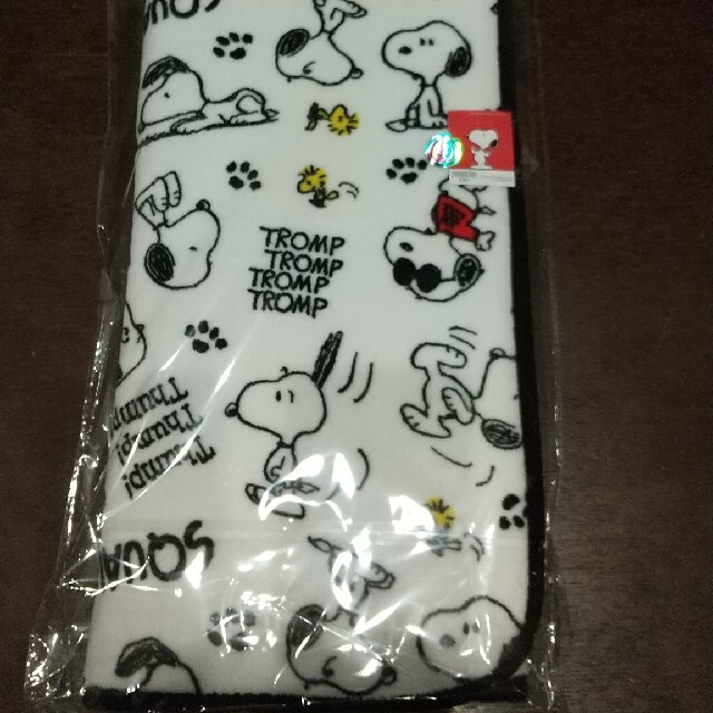 SNOOPY(スヌーピー)の激安～新品◆バスマット╱キャラクター╱スヌーピー◆ホワイト インテリア/住まい/日用品のラグ/カーペット/マット(バスマット)の商品写真