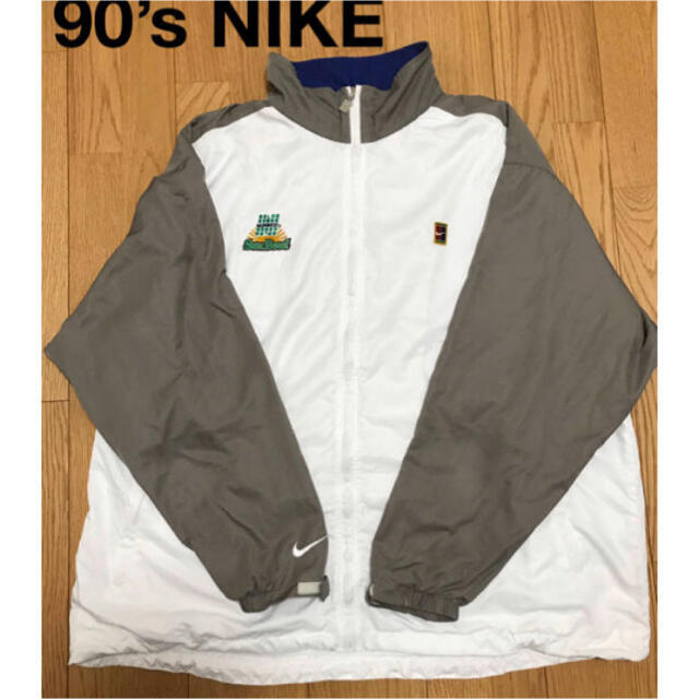 NIKE(ナイキ)の専用 メンズのジャケット/アウター(ナイロンジャケット)の商品写真