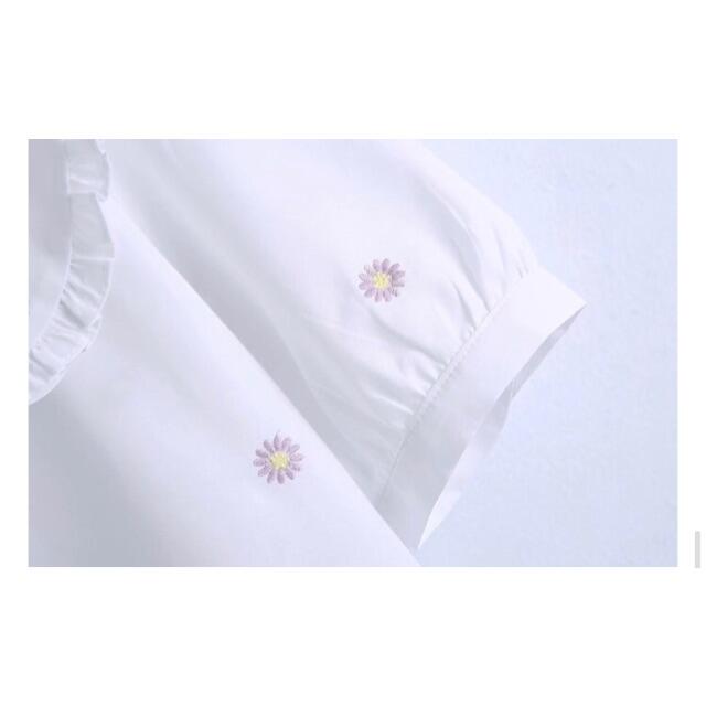 ZARA(ザラ)の🌼春新作💐4005◆花柄 フラワー 刺繍 襟 シャツ ブラウス レディースのトップス(シャツ/ブラウス(半袖/袖なし))の商品写真