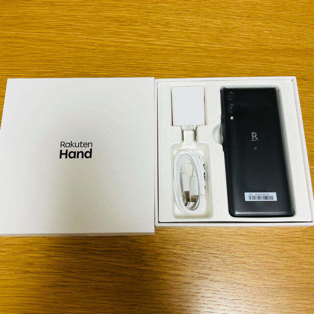 Rakuten(ラクテン)の【新品未使用】Rakuten Hand ブラック スマホ/家電/カメラのスマートフォン/携帯電話(スマートフォン本体)の商品写真