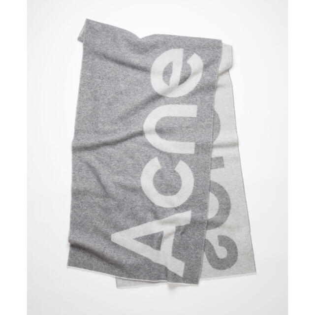 ACNE(アクネ)の【Acne Studios】ジャガードロゴスカーフ　グレー レディースのファッション小物(マフラー/ショール)の商品写真