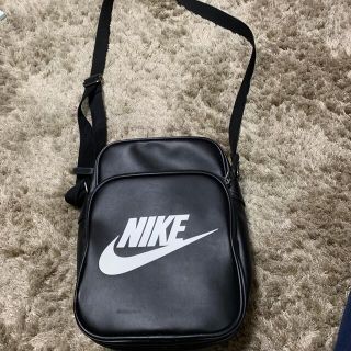 ナイキ(NIKE)のNIKEかばん(ショルダーバッグ)