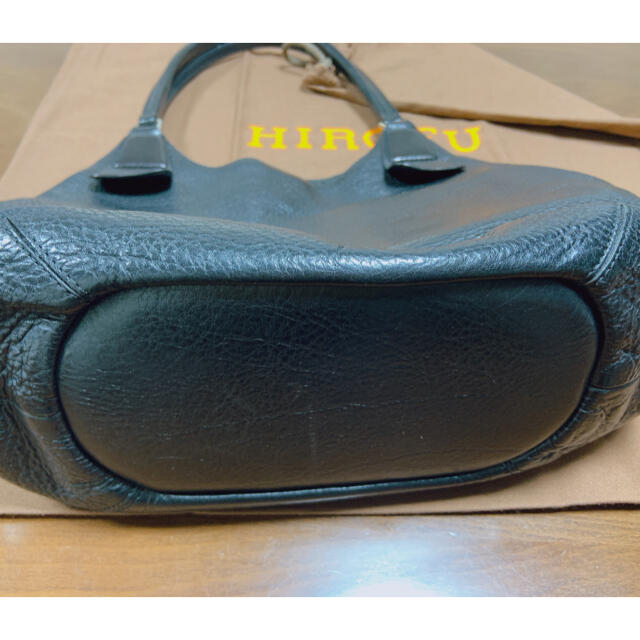 もなか様専用✴︎肩掛け✴︎ HIROFU ヒロフ レザーバッグ シボ ブラック レディースのバッグ(ショルダーバッグ)の商品写真
